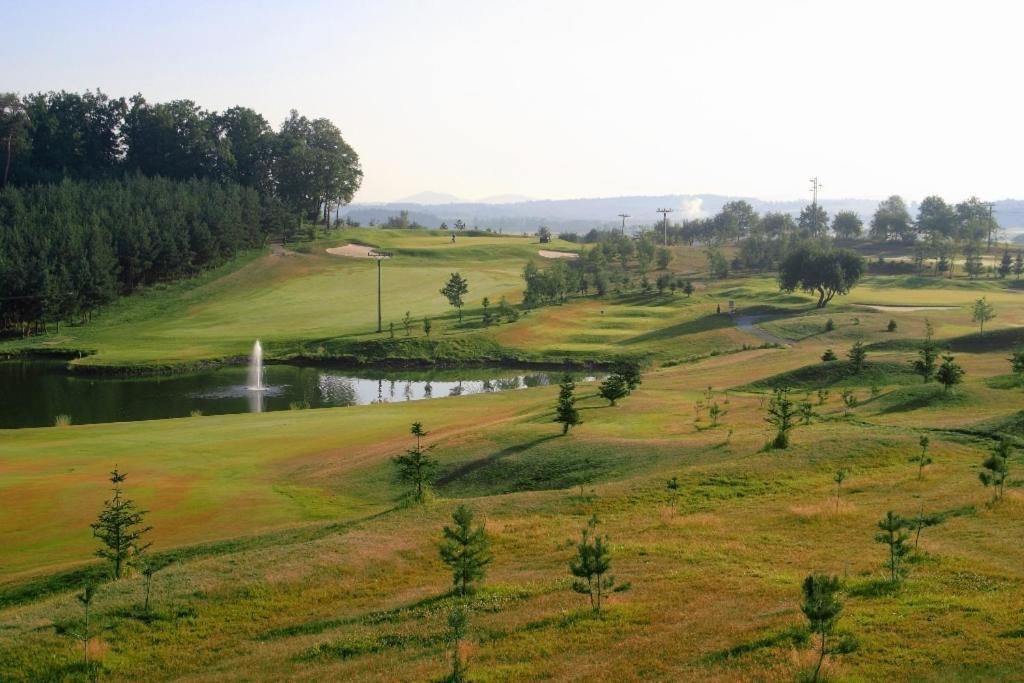 Golf Resort Hotel Konopiste Benesov  Eksteriør billede